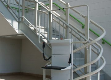 Omega - Inclined platform lift - wrap around park - commercial